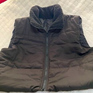 Used Black SHEIN Vest with Sherpa Collar